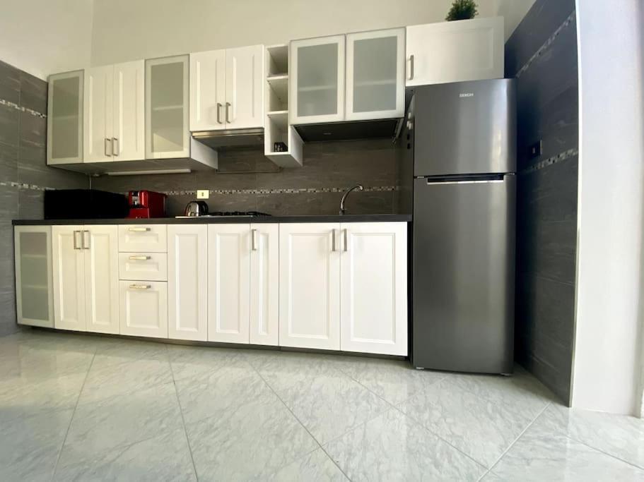 Francigena House Rome Apartment ภายนอก รูปภาพ